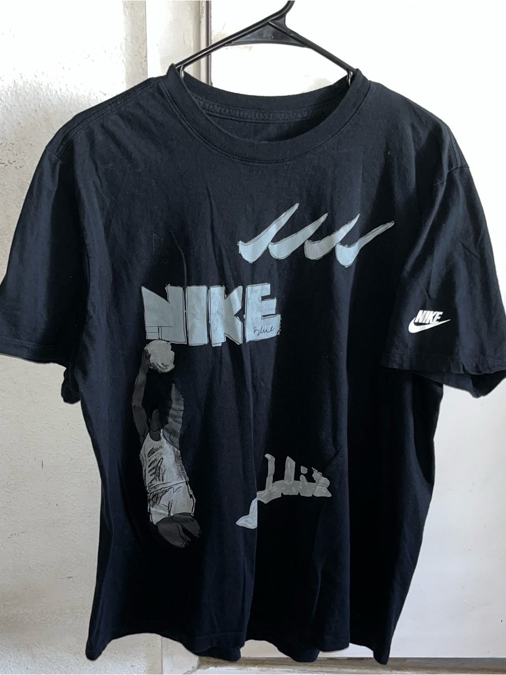 Nike Athletic T-Shirt Basketball Graphic Print